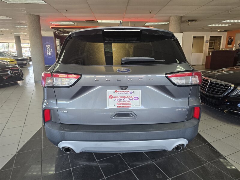 Used 2022 Ford Escape SE AWD/4WD image 5