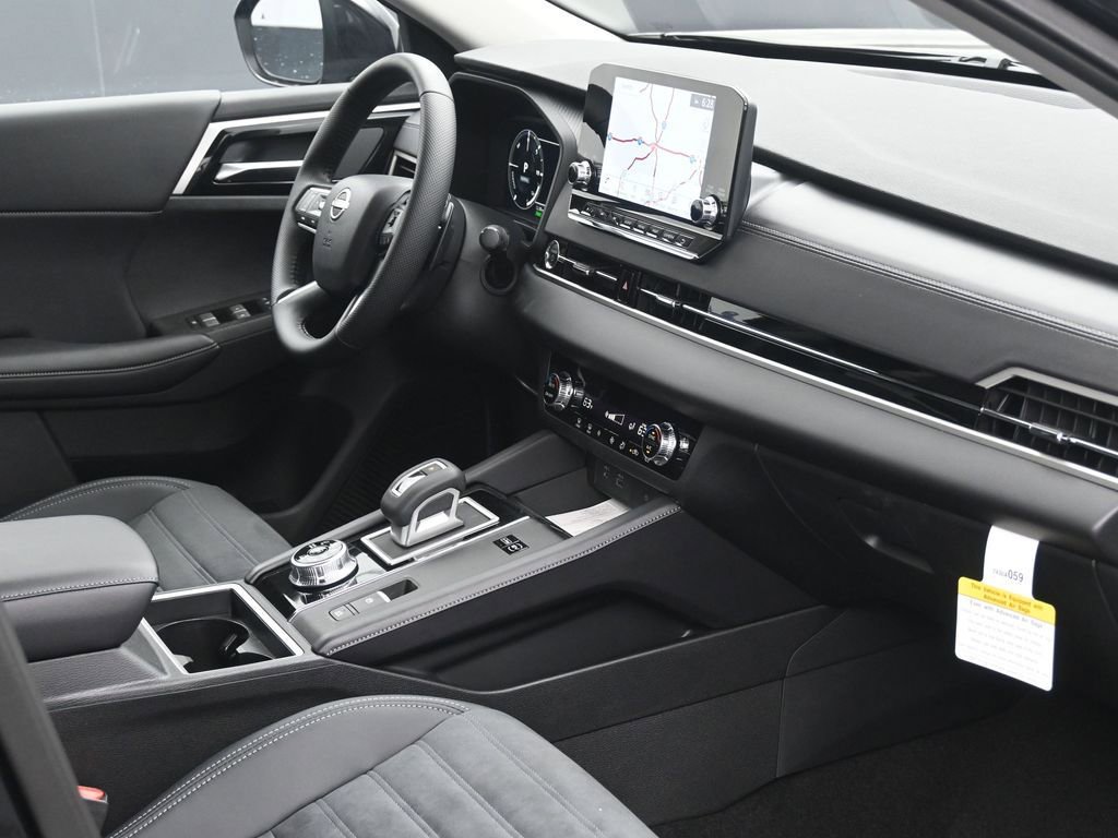 New 2026 Nissan Rogue SL image 6