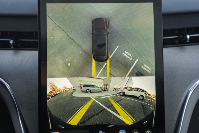 New 2025 Volvo EX90 Ultra w/ Protection Package Premier image 40