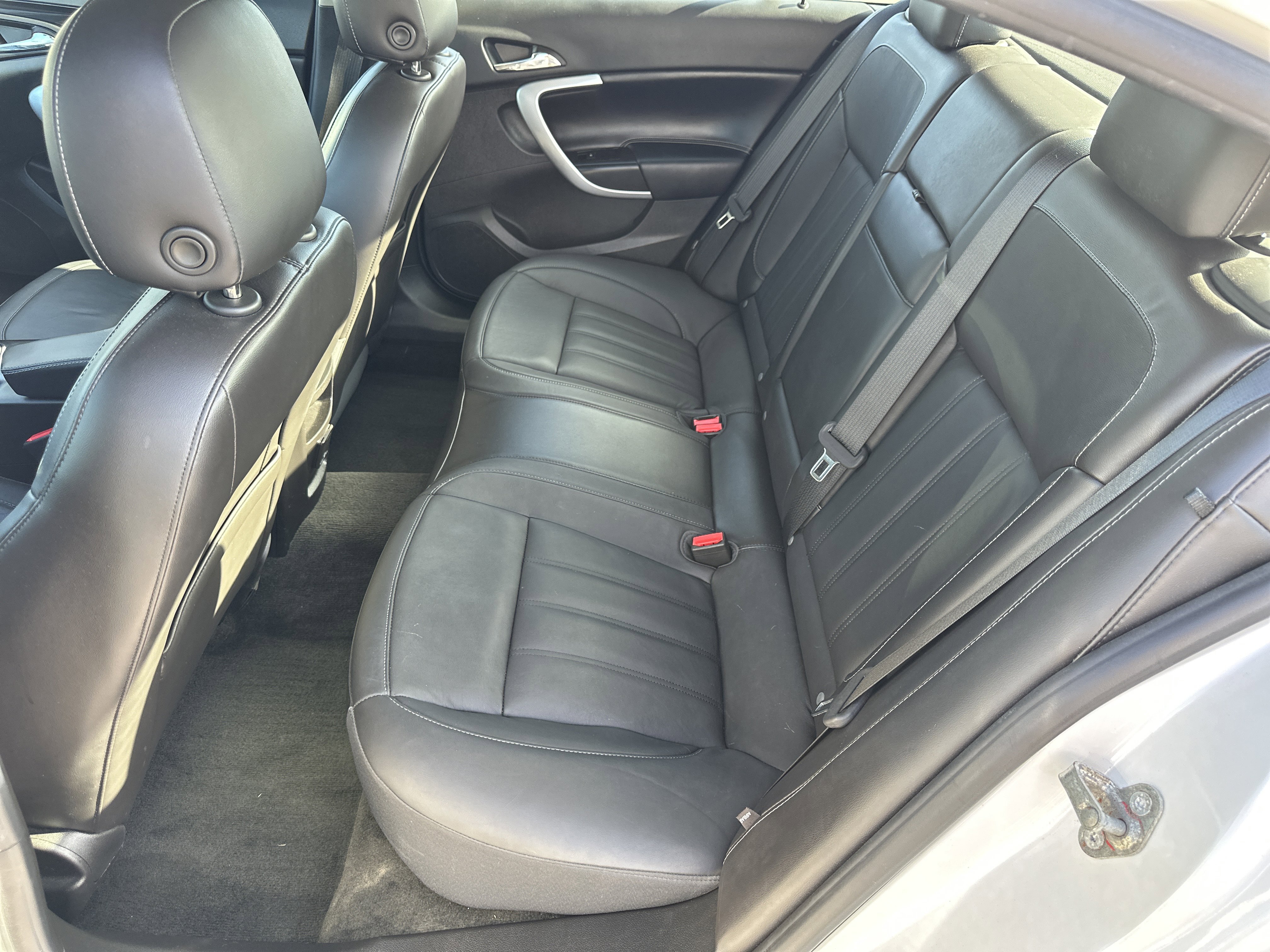 Used 2016 Buick Regal Premium image 17