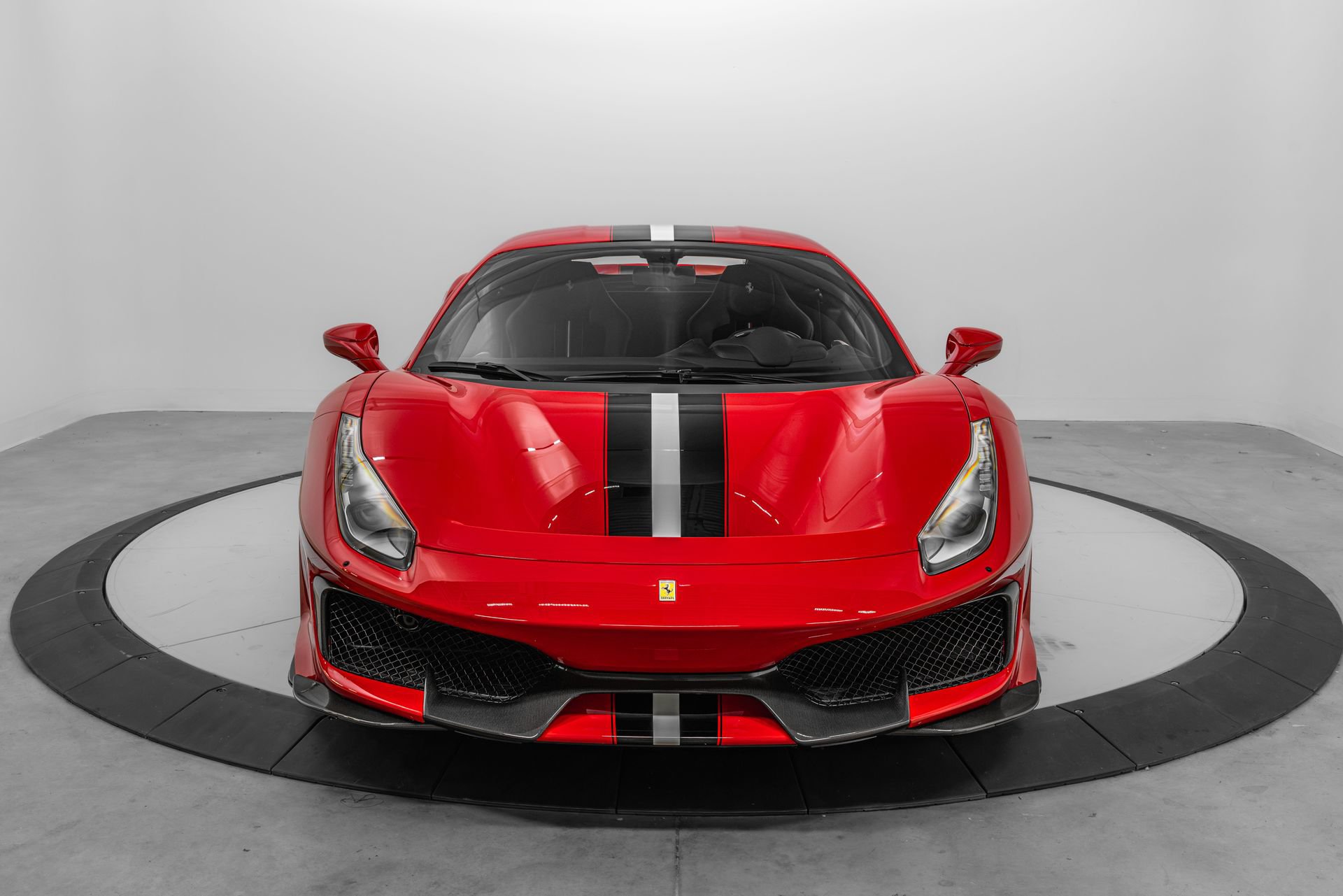 Certified 2020 Ferrari 488 Pista Coupe RWD image 8