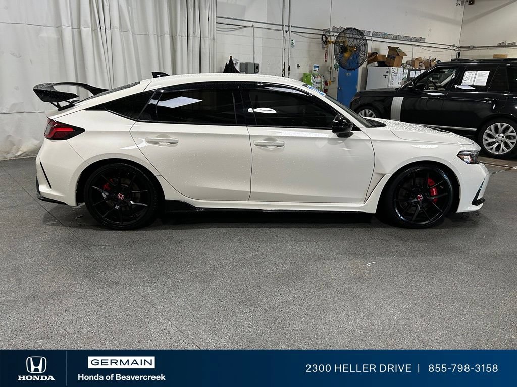 Used 2024 Honda Civic Type R image 9