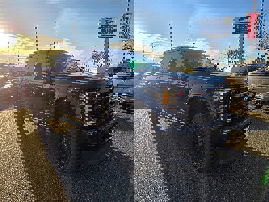 Used 2021 Ford F250 Lariat image 3