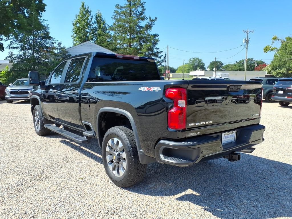 Used 2024 Chevrolet Silverado 2500 Custom w/ Custom Value Package AWD/4WD image 5