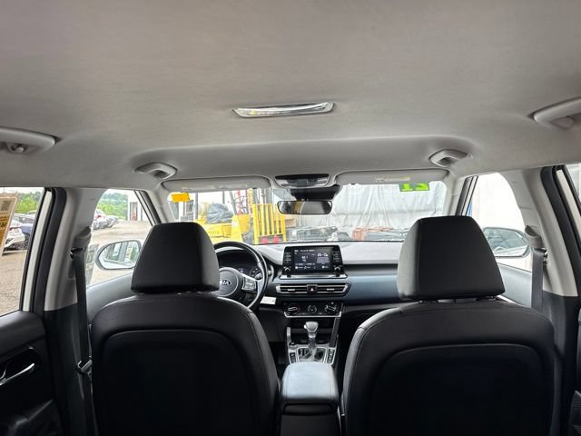 Used 2021 Kia Seltos S AWD/4WD image 22
