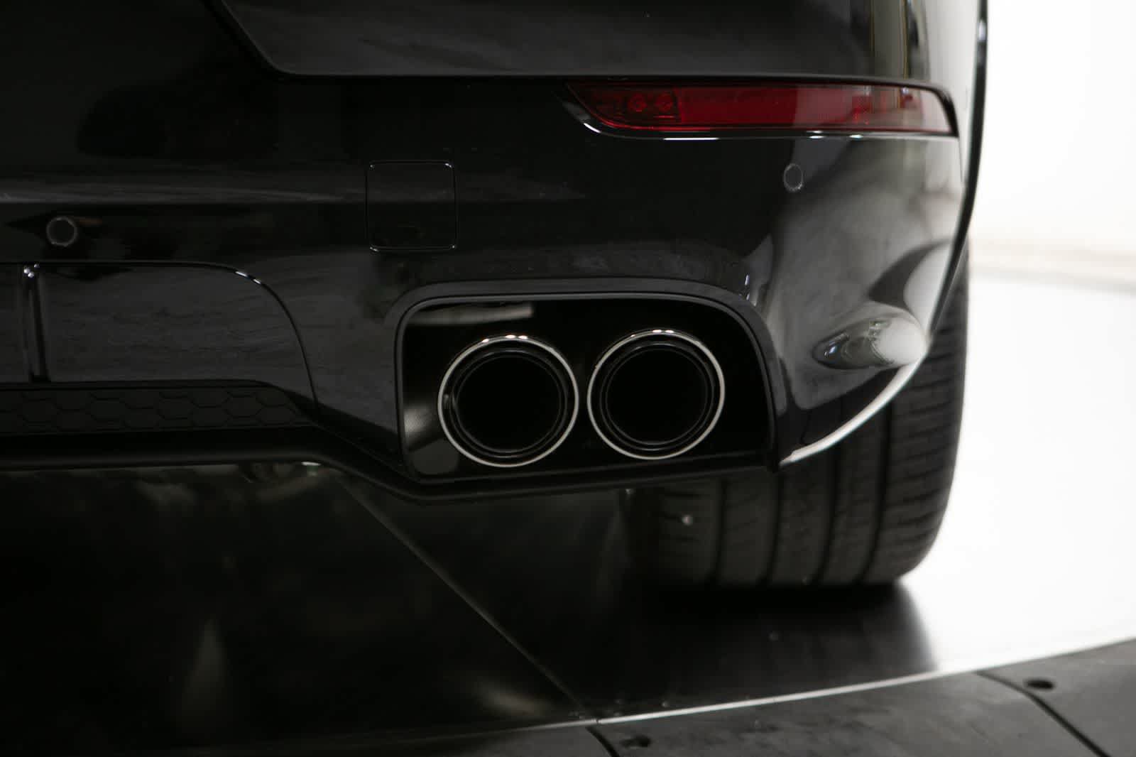 New 2026 Porsche Cayenne Turbo AWD/4WD image 20