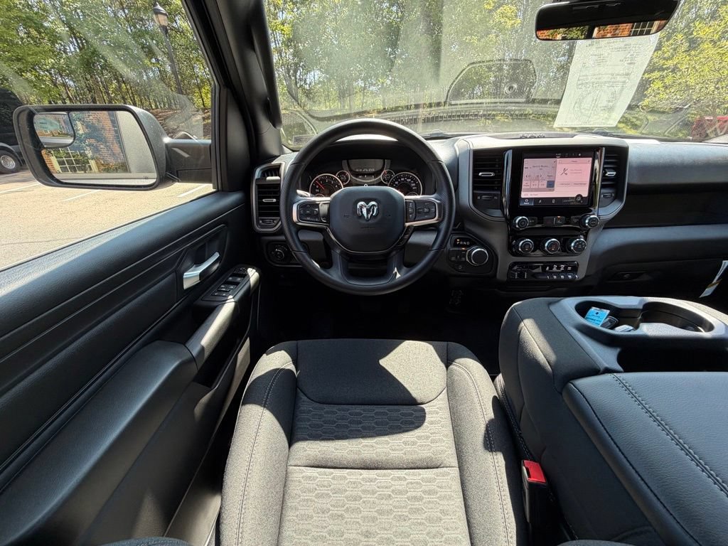 New 2026 RAM 1500 Express AWD/4WD image 13