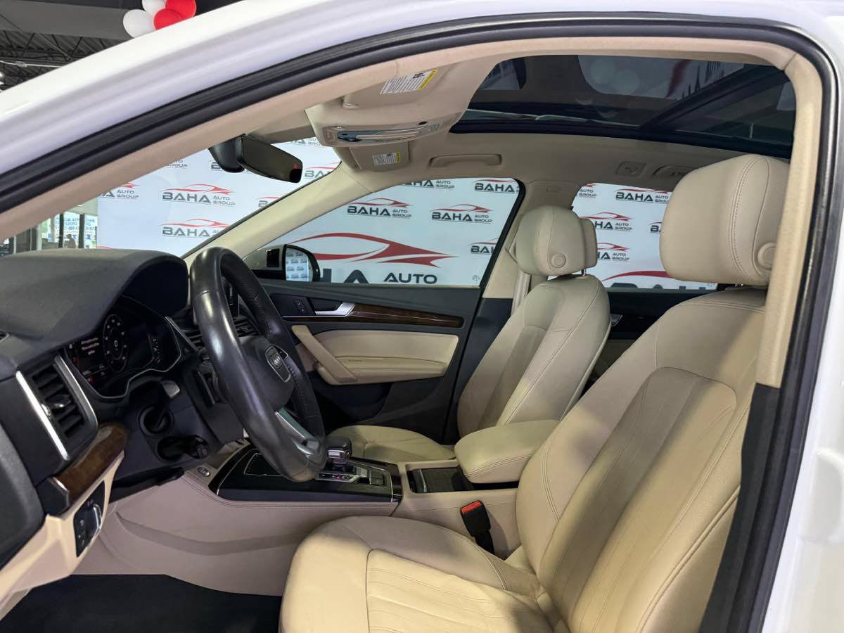 Used 2020 Audi Q5 2.0T Premium Plus w/ Premium Plus Package AWD/4WD image 29