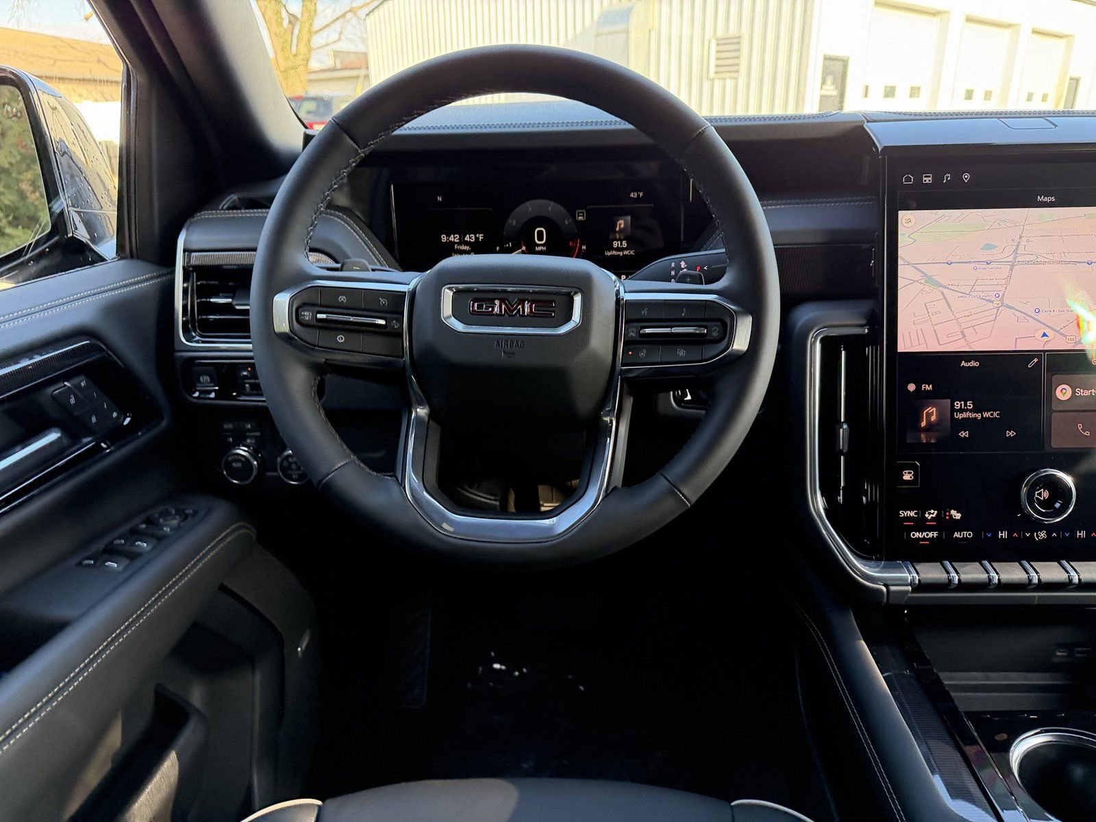 New 2026 GMC Yukon Elevation image 13