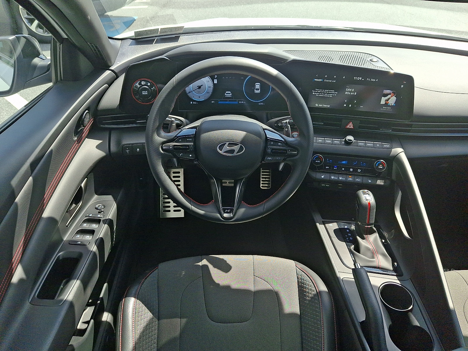 Used 2025 Hyundai Elantra N Line FWD image 11