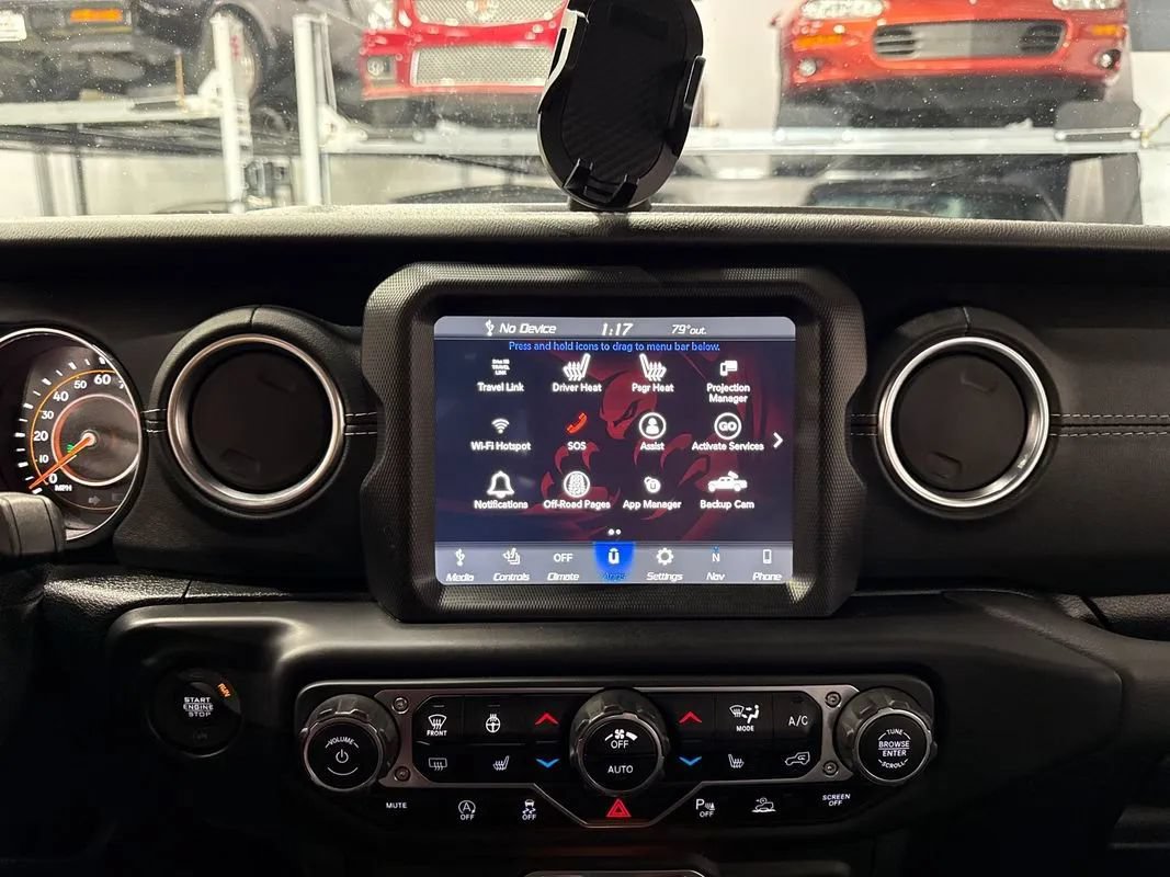 Used 2021 Jeep Gladiator Overland w/ Popular Equipment Package AWD/4WD image 47