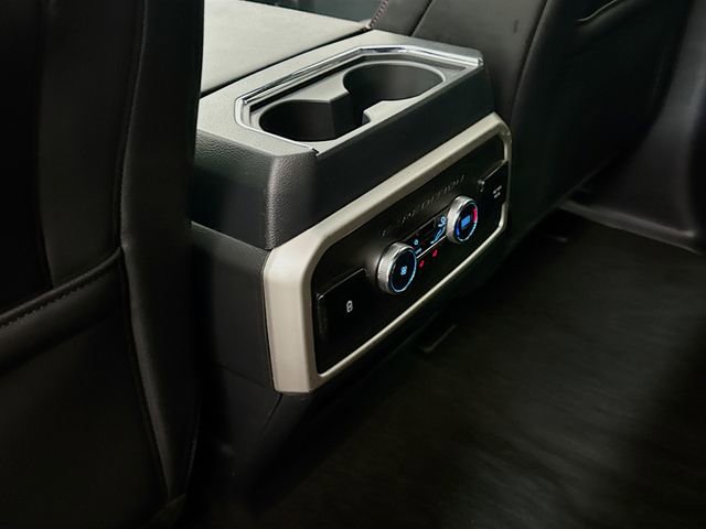 Used 2024 Ford Expedition Limited image 27