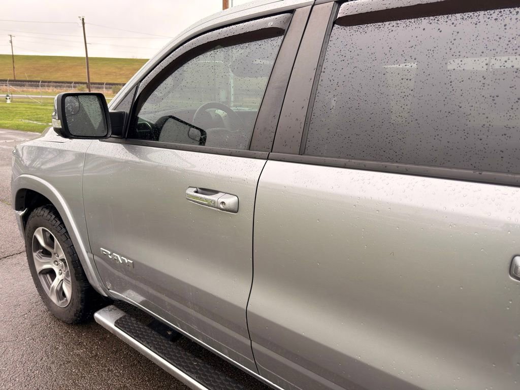 Used 2019 RAM 1500 Laramie image 9