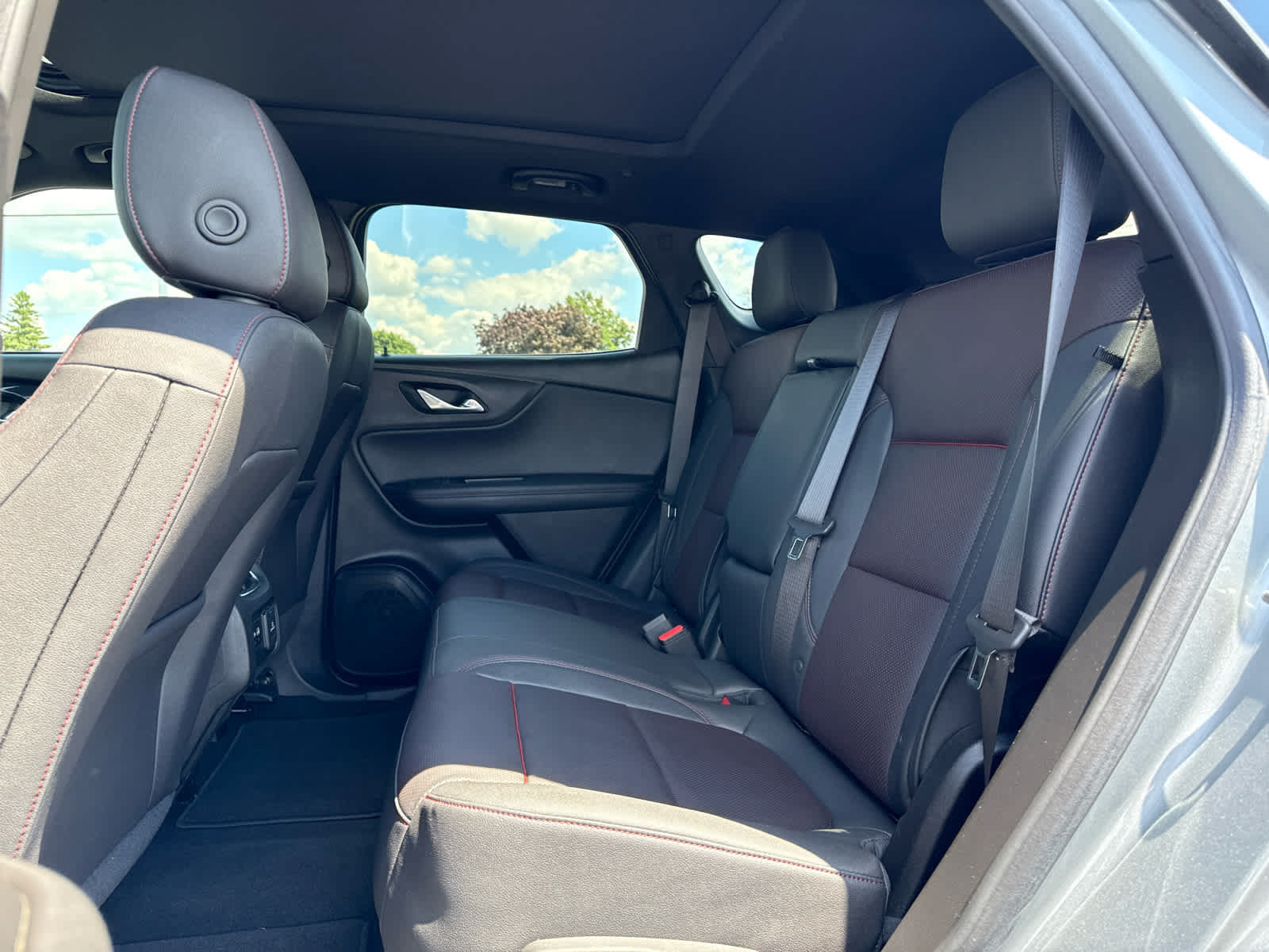 Certified 2023 Chevrolet Blazer RS w/ Driver Confidence II Package AWD/4WD image 25