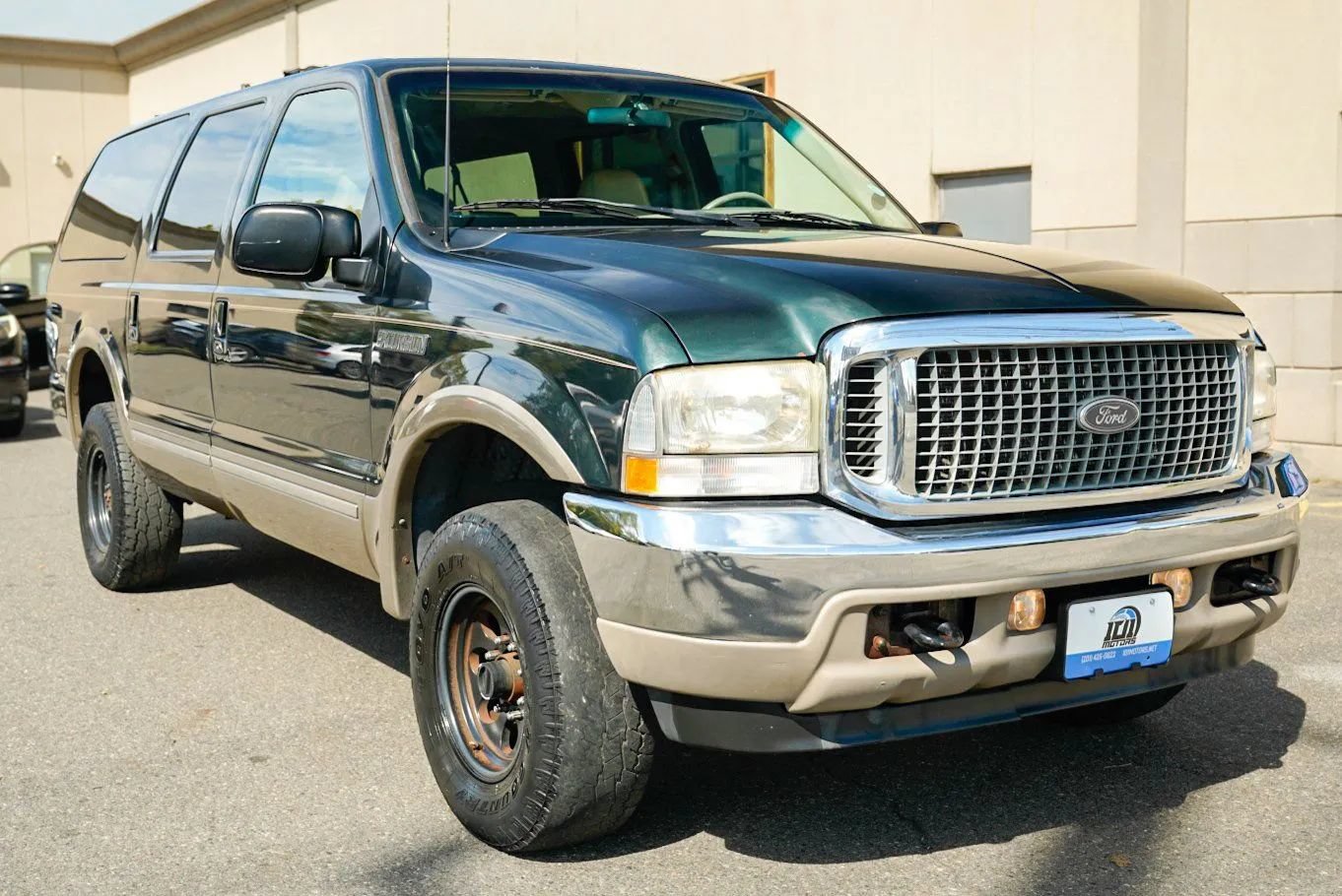Used 2002 Ford Excursion Limited AWD/4WD image 3
