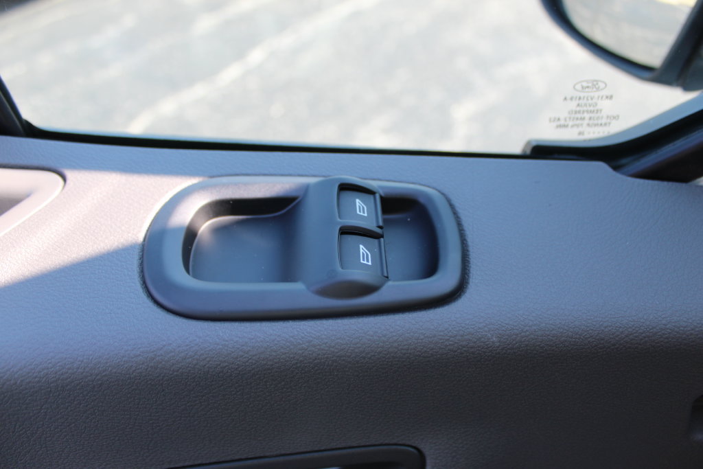 New 2027 Ford Transit 250 148 Medium Roof w/ Load Area Protection Package RWD image 23