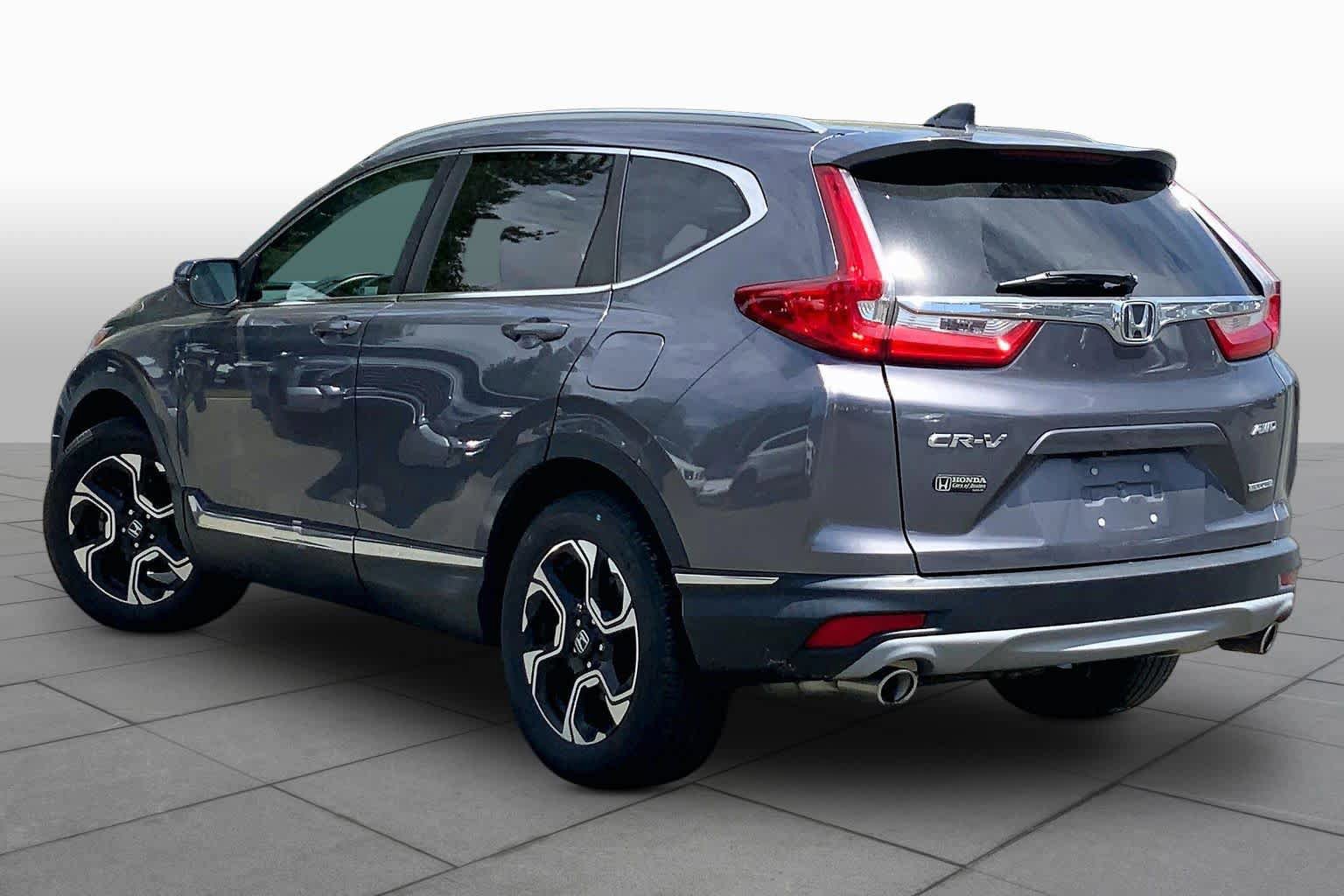 Used 2018 Honda CR-V Touring image 12