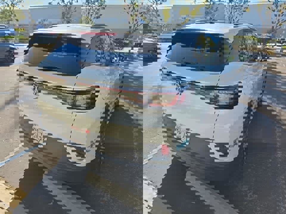 Used 2024 Volkswagen ID.4 Pro S image 7