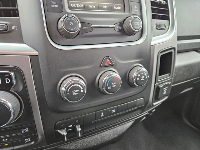 Used 2023 RAM 1500 Classic SLT AWD/4WD image 30