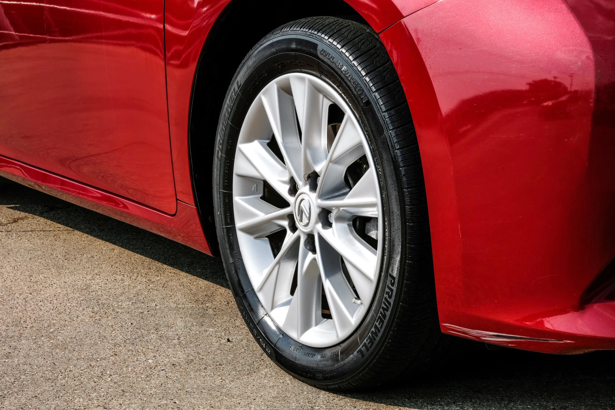 Used 2014 Lexus ES 300h w/ Luxury Package w/Bamboo Trim FWD image 61