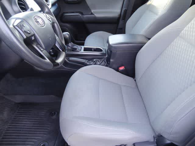 Used 2023 Toyota Tacoma SR AWD/4WD image 6