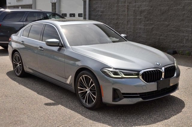Used 2021 BMW 540i xDrive w/ Premium Package AWD/4WD video 2