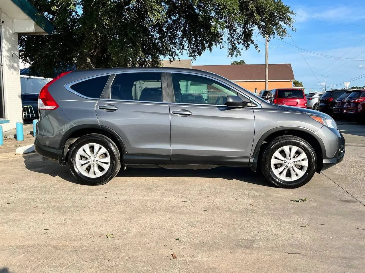 Used 2013 Honda CR-V EX image 2