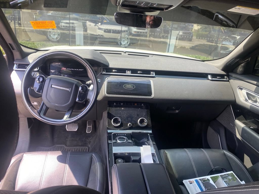 Used 2018 Land Rover Range Rover Velar R-Dynamic SE AWD/4WD image 13