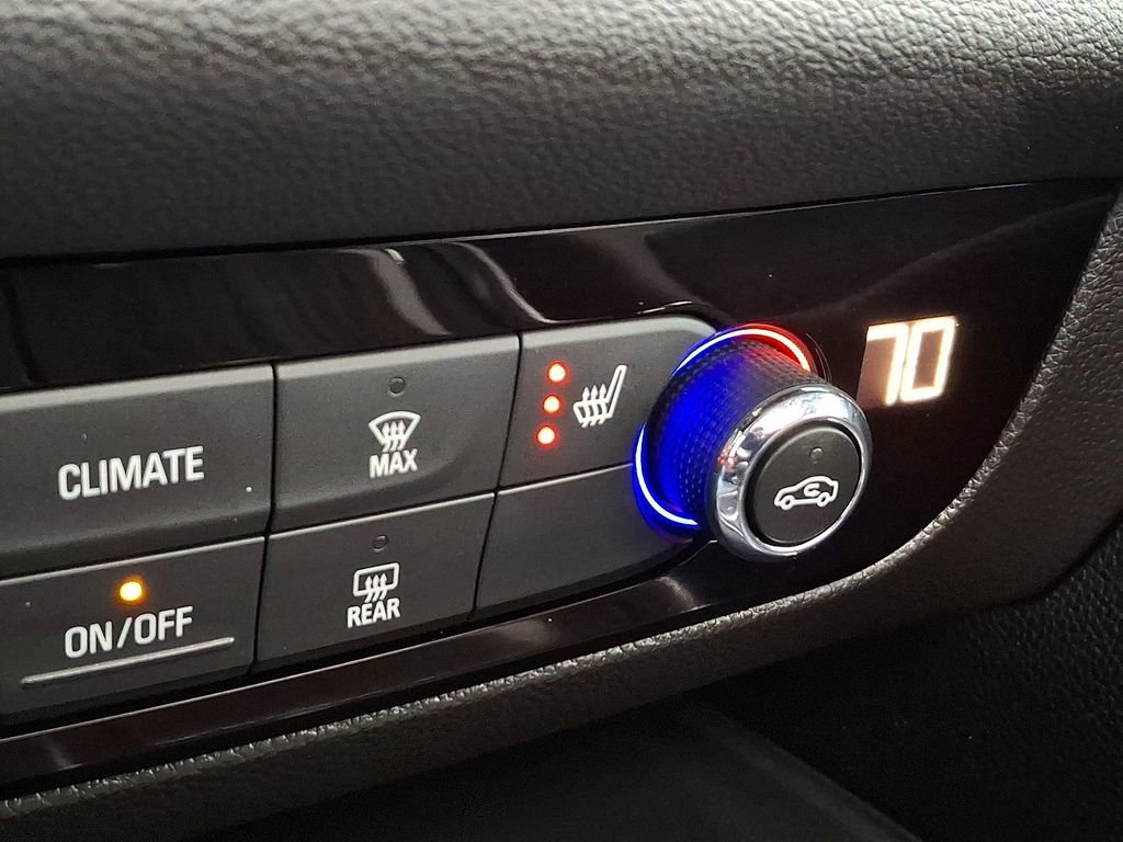 Used 2021 Buick Enclave Essence w/ Sound and Sites Package image 25