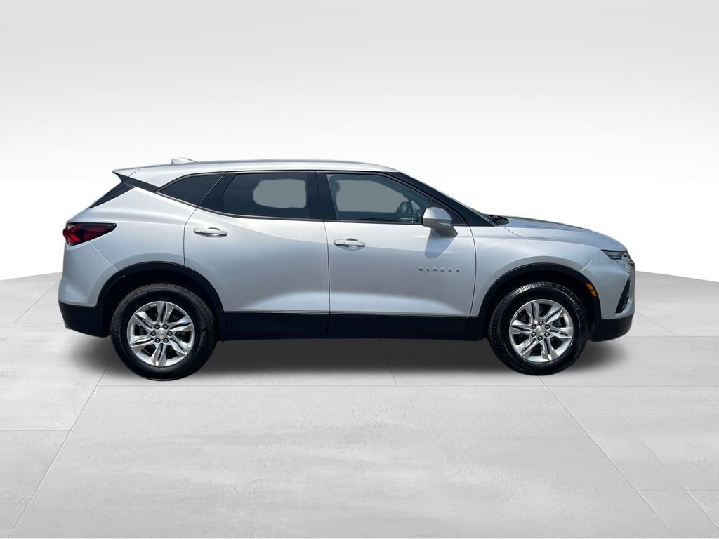Used 2022 Chevrolet Blazer LT FWD image 9