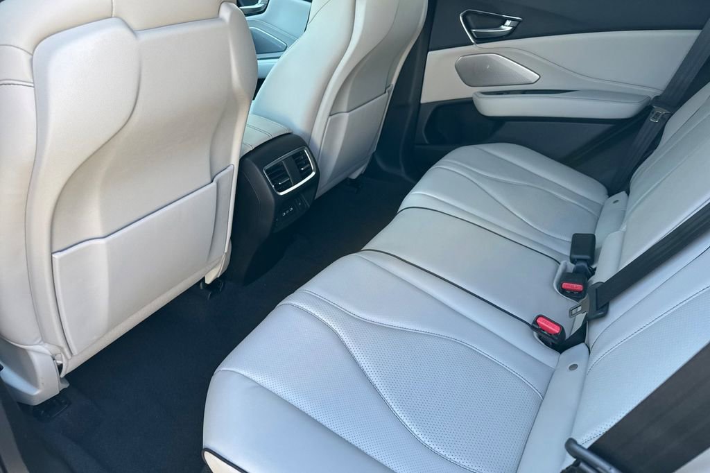 New 2026 Acura RDX SH-AWD w/ Advance Package image 13