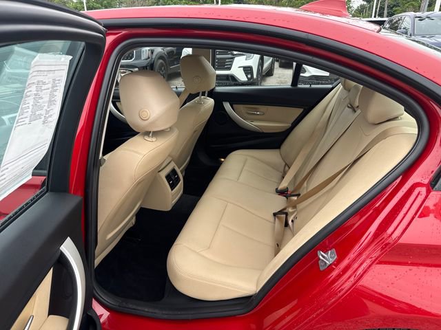 Used 2018 BMW 320i xDrive Sedan AWD/4WD image 13
