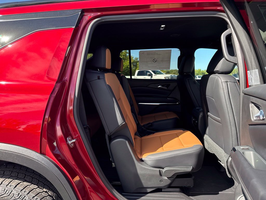 New 2027 Chevrolet Traverse Z71 w/ Driver Confidence Package AWD/4WD image 11