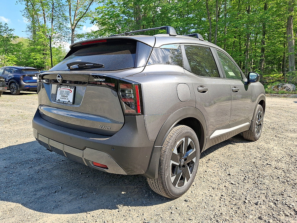 New 2026 Nissan Kicks SV w/ Interior Electronics Package AWD/4WD image 4