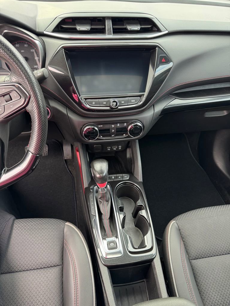 Used 2023 Chevrolet TrailBlazer RS w/ Sun and Liftgate Package image 20