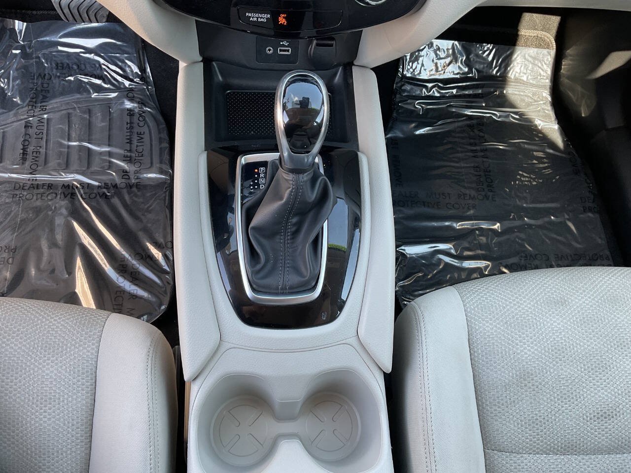 Used 2019 Nissan Rogue Sport SV FWD image 23