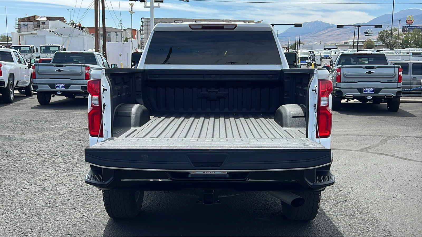 Used 2021 Chevrolet Silverado 2500 Custom w/ Custom Convenience Package AWD/4WD image 7