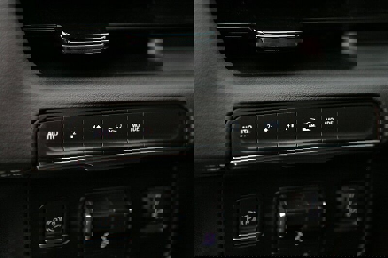 Used 2023 Cadillac Escalade Sport image 12