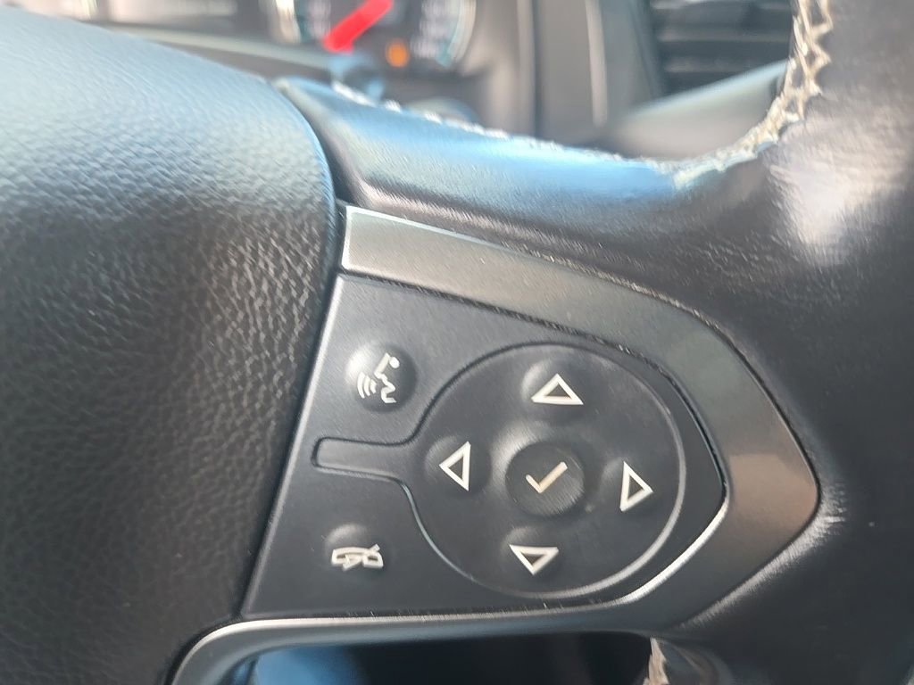 Used 2019 Chevrolet Suburban LT AWD/4WD image 9