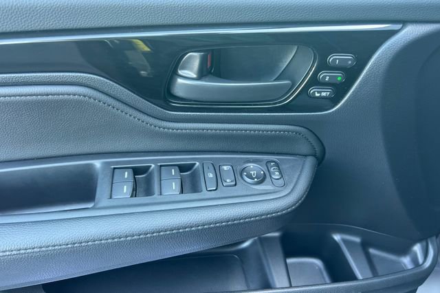 Used 2025 Honda Odyssey Touring image 11