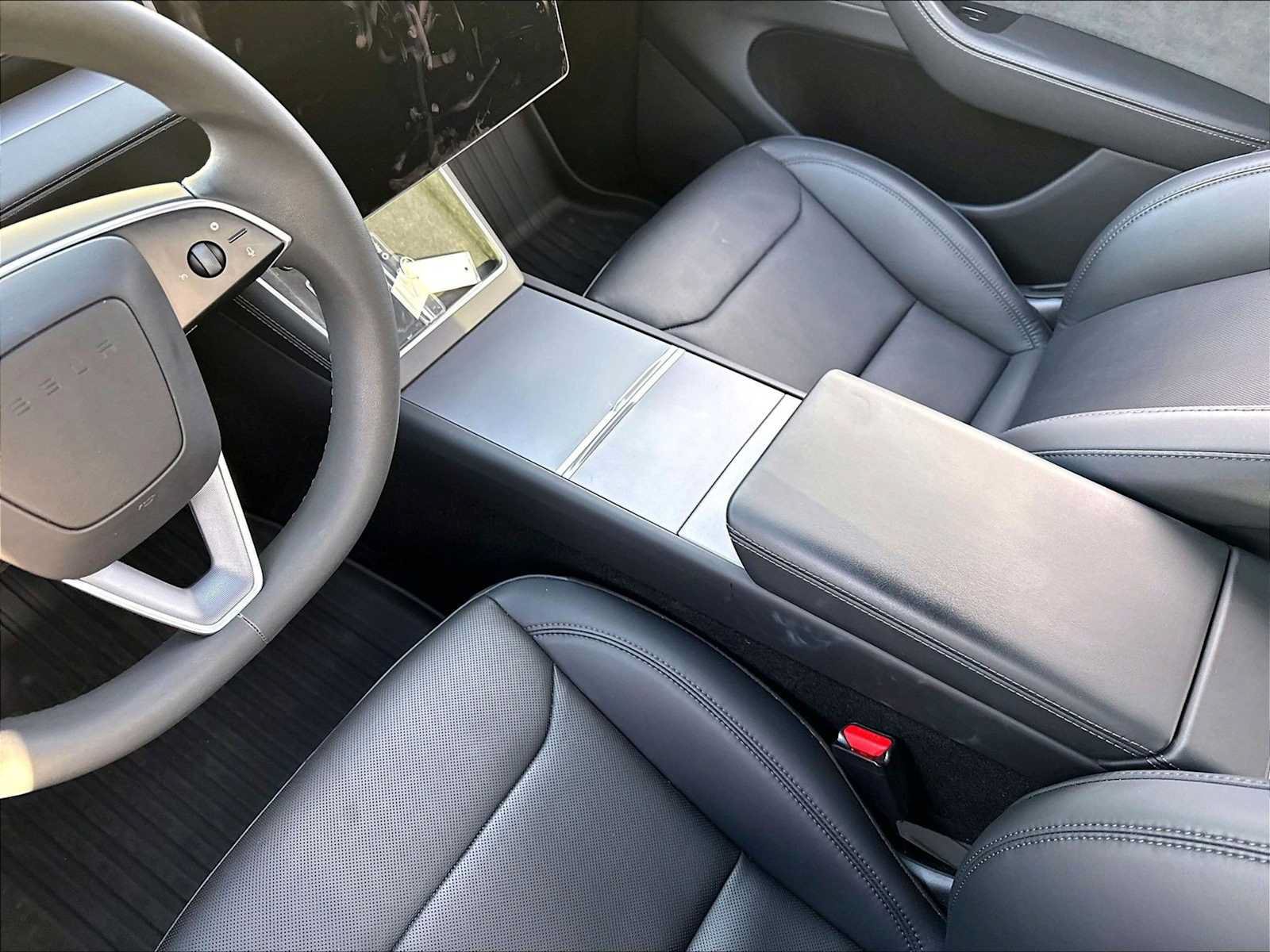 Used 2026 Tesla Model Y AWD image 18