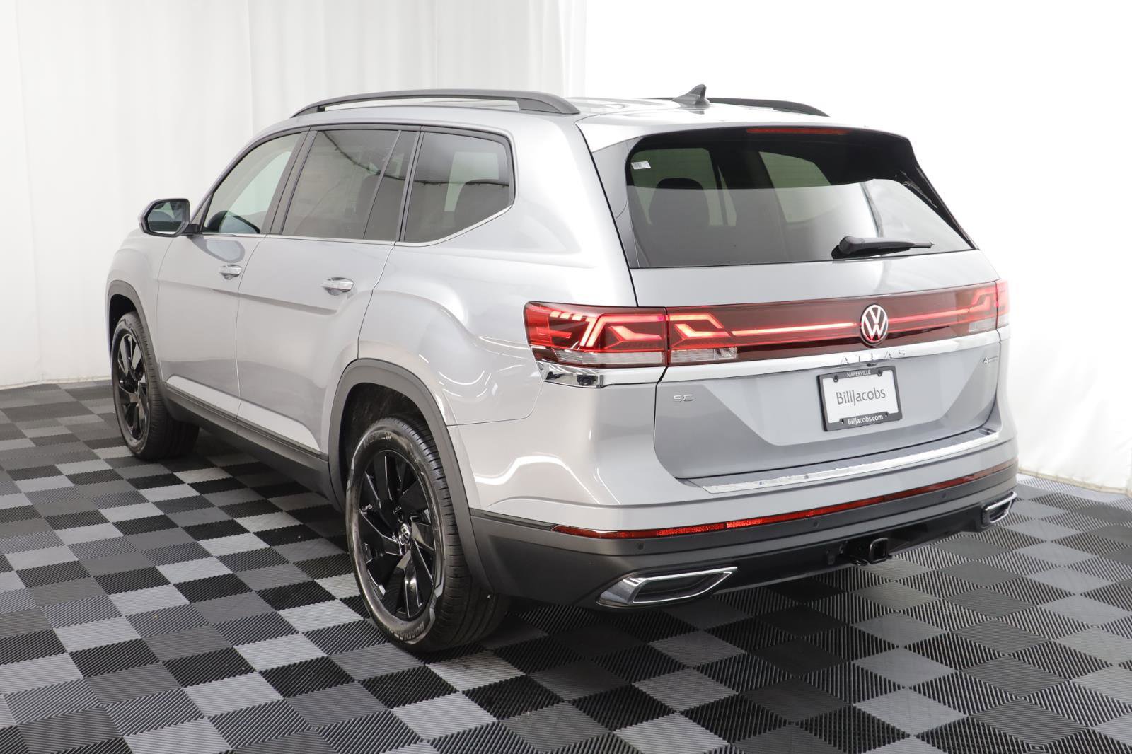 New 2026 Volkswagen Atlas SE image 15