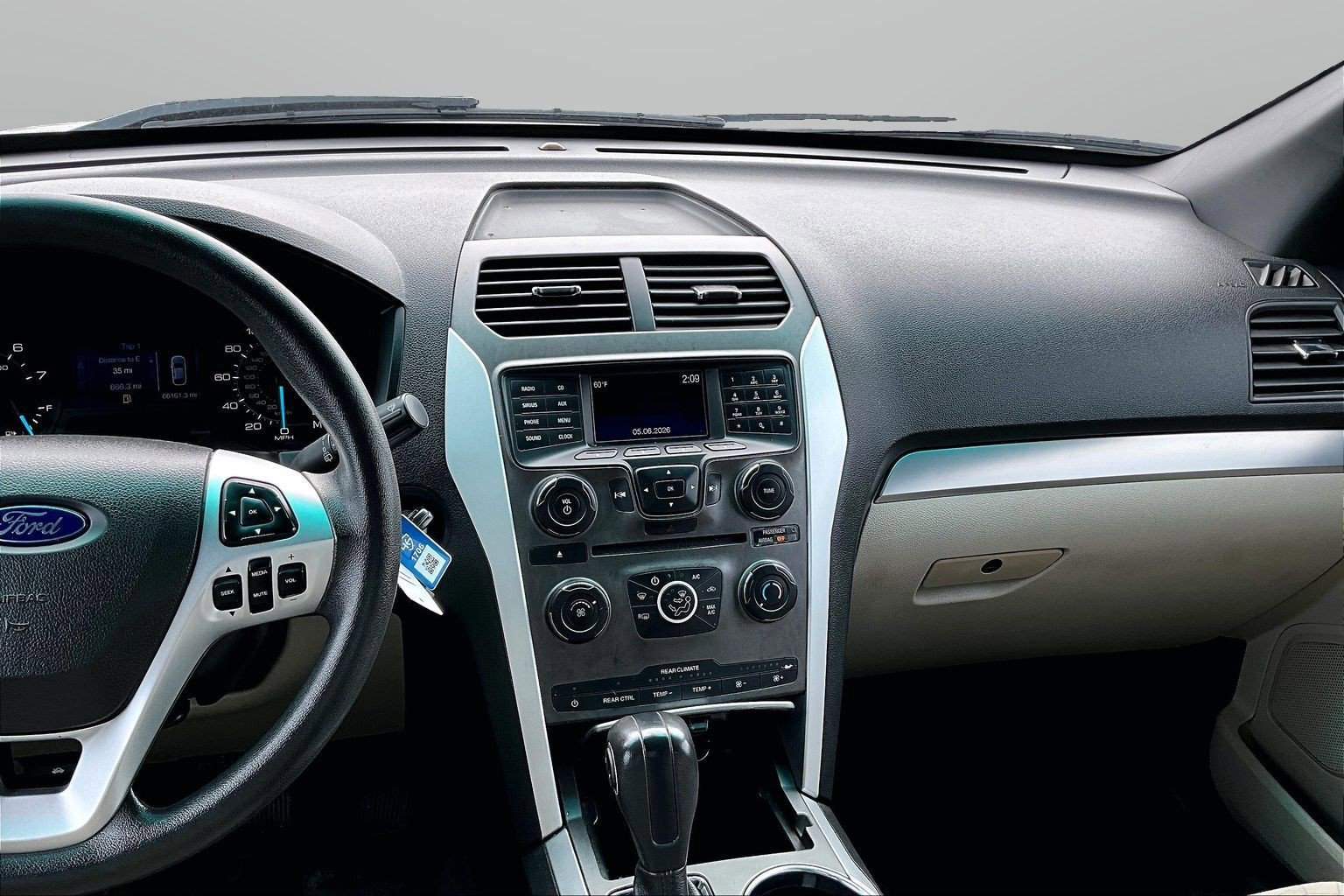 Used 2014 Ford Explorer FWD image 6