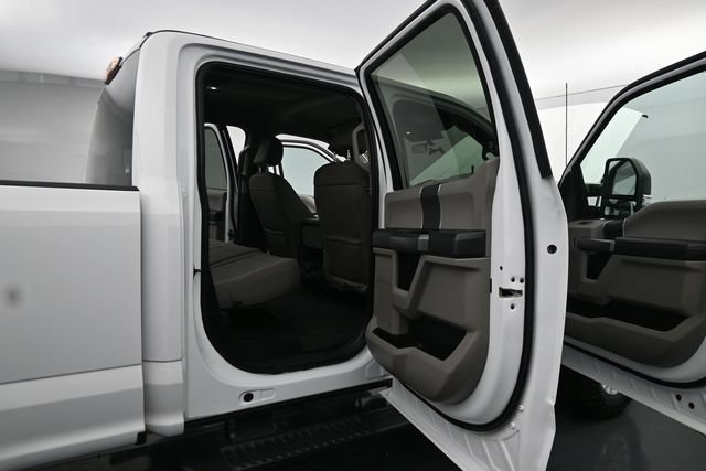 Certified 2022 Ford F250 XLT AWD/4WD image 13