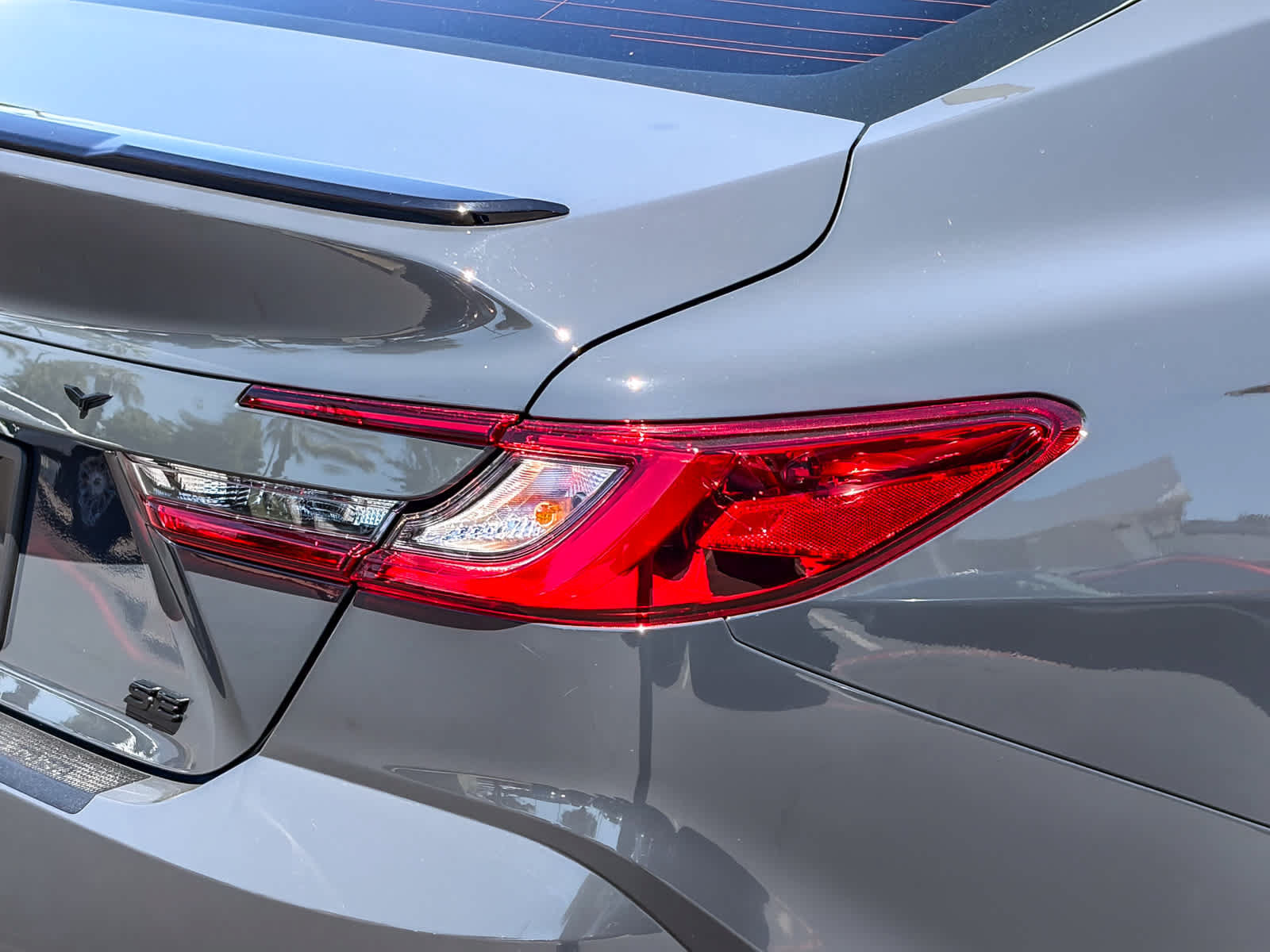 Used 2025 Toyota Camry SE w/ Convenience Package FWD image 7