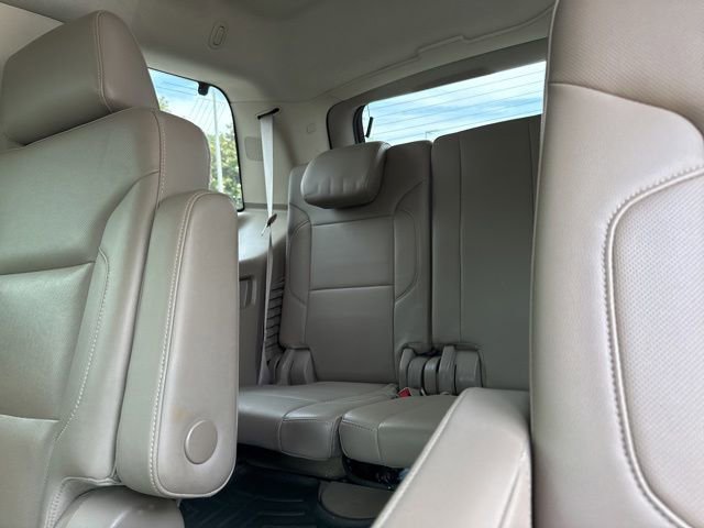 Used 2015 GMC Yukon SLT w/ Open Road Package AWD/4WD image 10