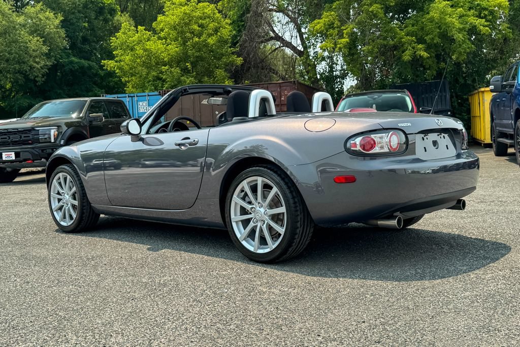 Used 2006 MAZDA MX-5 Miata Sport w/ Suspension Pkg RWD image 5