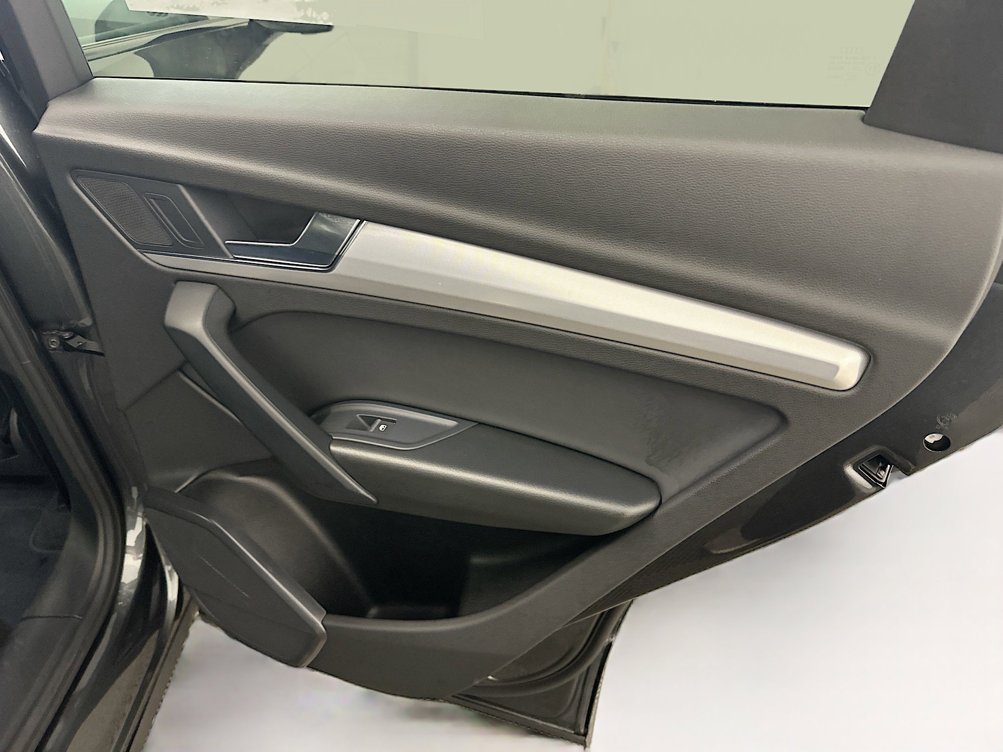 Used 2025 Audi Q5 2.0T Premium image 33