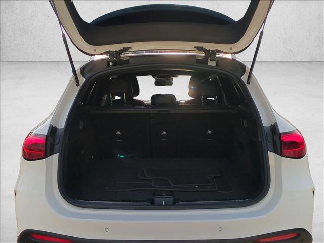 Certified 2025 Mercedes-Benz GLC 300 4MATIC image 6