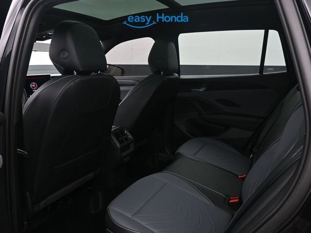 Used 2026 Volkswagen Tiguan SE R-Line image 16